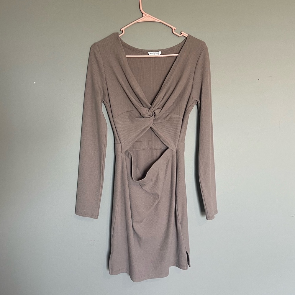 Vestique Cutout Dress